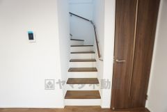 リビング階段は顔を合わせる時間が増えるので、ご家族とのコミュニケーションがとりやすく距離がグッと縮まりそうですね＾＾