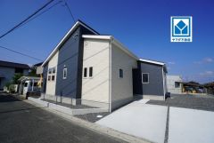 生活がワンフロアで完結する平屋建て＾＾駐車最大4台分を確保＾＾西鉄バス「大木」歩1分。JR「田代駅」(自転車7分/1.6ｋｍ)
