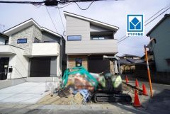 4LDK＾＾床暖房付き＾＾南向きで陽当たり良好＾＾歩6分圏にハカタミスト、明治屋ジャンボ、ミニストップ、ファミマ、ココカラファイン、保育園など周辺環境充実＾＾