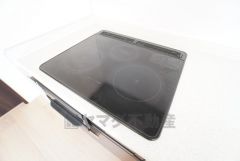 お手入れのしやすいIHクッキングヒーターです。3口コンロなので、効率よくお料理が楽しめます。毎日のお料理も楽しくなりますね＾＾ 