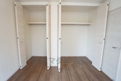 広めのクローゼットもあり荷物もすっきり片付けられ、ゆとりのある暮らしが出来ます＾＾