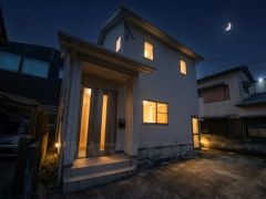 外観夜バージョン。画像はCGによるイメージです。徒歩10分圏にはスーパー＾＾コンビニ＾＾ドラスト等＾＾