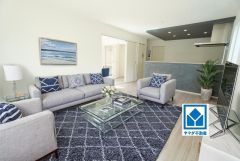 家族が集まる開放的なリビング。思い思いの時間を過ごしたり食事をしたり、素敵な団らんの場になりますね。家具はCGによるイメージ画像