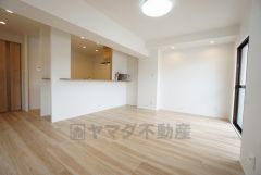 キッチンとダイニングの動線が近く、持ち運びに便利です。