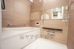 一日の疲れを癒すバスルーム。