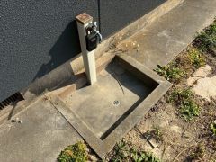 あると便利な外水栓。ガーデニングに、洗車に、泥遊びやペットの散歩の後に。