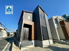 開放感のある角地＾＾コンビニ、ドラッグストア徒歩3分圏内＾＾周辺環境充実しています＾＾