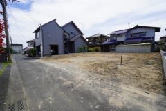 住人以外の車の進入も少なく、小さなお子様を持つご家庭にも安心です＾＾ 