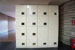 不在時でも荷物が受け取れる宅配ボックス完備。共働きの家庭や外出の多い方に便利。お子様の留守番中も安心ですね＾＾