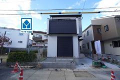 西鉄バス「若久」歩3分＾＾天神行きが数分おきに停車。快速も停車します＾＾