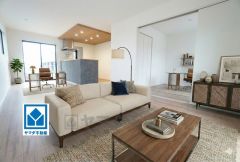 17帖。家族が集まる開放的なリビング。思い思いの時間を過ごしたり食事をしたり、素敵な団らんの場になりますね。家具はCGによるイメージ画像