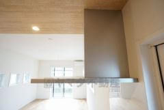 調理により発生する油煙や臭いを吸い込み、屋外へ排気してくれます。