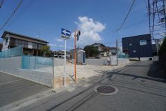前面道路は南側約4ｍの公道に面しています＾＾