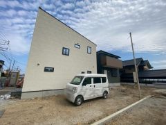 カースペースは縦列2台分を確保＾＾