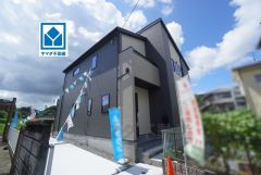 敷地面積約54坪＾＾カースペース縦列2台（車種による）。イオンモール筑紫野まで自転車約4分（1.5ｋｍ）。