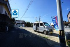 前面道路は東側約4ｍの公道に面しています＾＾