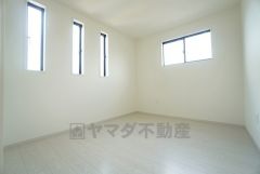 風通しも良く、大変居心地の良い空間となっております。爽やかな風を感じて起きる朝は、快適生活の始まりに。