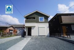 スーパー、コンビニ、ドラッグストアまで徒歩約7分圏内。周辺環境充実です＾＾