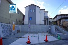 徒歩10分圏に柏原小学校、柏原中学校、幼稚園、保育園、マルキョウ、ファミマ、西鉄バス停「大城戸」など＾＾