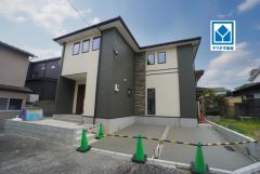 ボンラパス花畑店徒歩3分＾＾セブン徒歩7分＾＾西鉄バス「花畑二丁目」歩3分＾＾天神博多行。