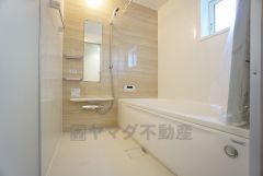 一日の疲れを癒すバスルーム。