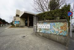 鳥栖中学校