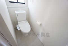トイレは1階と2階それぞれに設けられています＾＾