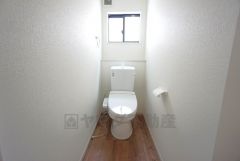 トイレは1階と2階それぞれに設けられています＾＾