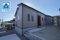 生活がワンフロアで完結する平屋建て＾＾快適でゆとりのある生活空間で新生活を始めましょう^^