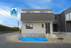歩7分圏にダイキョーバリュー、ファミマ、コスモス、新生堂、保育園など生活利便施設多数あり＾＾西鉄バス「曰佐五丁目」歩8分。大橋駅行＾＾