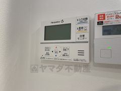 おいだき機能つきなのでお風呂に入る時間が異なるご家庭には嬉しいですね。ボタン一つで快適で便利な生活が＾＾