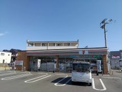 セブンイレブン　福岡鶴田3丁目店