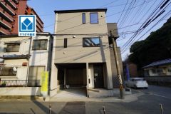 カースペース車庫1台確保＾＾ 西鉄バス「給油センター」停まで徒歩約3分＾＾