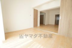 採光を確保した明るい室内は、風通しも良く、大変居心地の良い空間となっております。