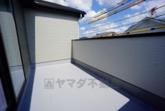 南側に面したバルコニーは日当たり良好です。お洗濯物も気持ちよく干せそうです。日光浴をしたり、星を眺めたりも良いですね^^