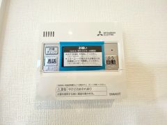 おいだき機能つきなのでお風呂に入る時間が異なるご家庭には嬉しいですね。ボタン一つで快適で便利な生活が＾＾