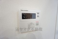 ボタン1つでらくらく操作できる給湯器リモコン。