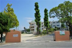 春日東小学校