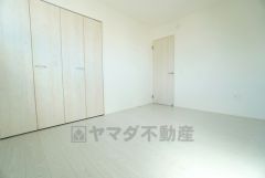 住む人のこだわりを活かす洋室＾＾広めのクローゼットもあり荷物もすっきり片付けられ、ゆとりのある暮らしが出来ます＾＾