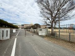 麓小学校