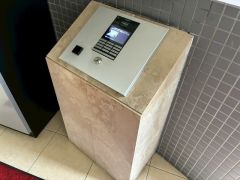 エントランスはオートロックを採用＾＾ 来訪者を確認できる安心のセキュリティ仕様で、お子さん1人での留守番時にも活躍しそうです＾＾ 