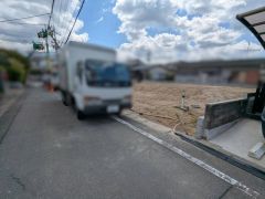 前面道路含む現地写真。