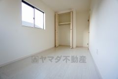 日当たりがよく、寝室としての利用もおすすめ。広めのクローゼットもあり荷物もすっきり片付けれ、ゆとりのある暮らしが出来ます＾＾