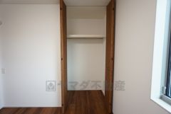 約6帖洋室のクローゼット。