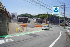 東月隈小学校、目の前＾＾西鉄バス「浦田」歩9分。博多駅行＾＾