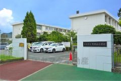 天神山小学校