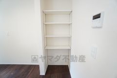 キッチン後方にも収納完備＾＾