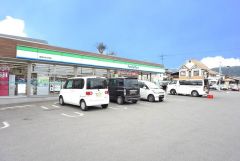 ファミリーマート　那珂川ミリカ北