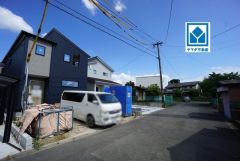 前面道路含む現地写真。