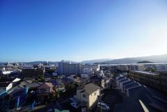 晴れた日には、壁や屋根に守られながら、景色を見ることができますね＾＾